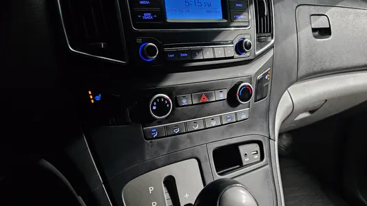 Hyundai Grand Starex 3 2016 15