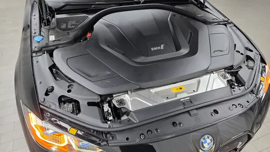 BMW i4 eDrive40 M 2022 6