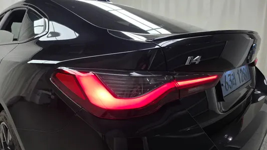 BMW i4 eDrive40 M 2022 24