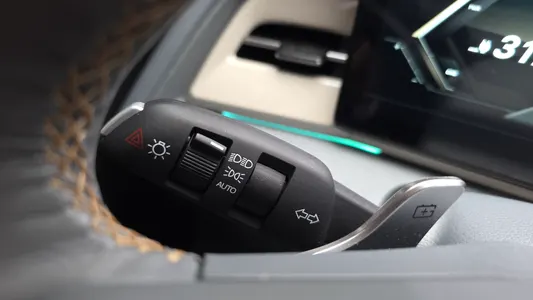 KG Mobility EV (O100) MX AWD 2025 34