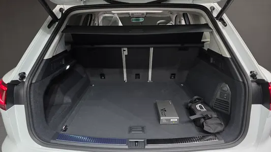 Volkswagen 3 3.0 TDI 2025 29