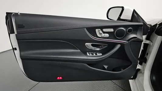 Mercedes-Benz E-Class W213 E220d 2019 24