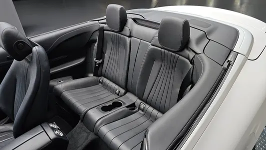 Mercedes-Benz E-Class W213 E220d 2019 26