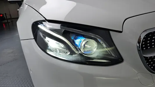 Mercedes-Benz E-Class W213 E220d 2019 22
