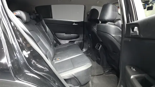 Kia 4 2.0 4WD 2015 12
