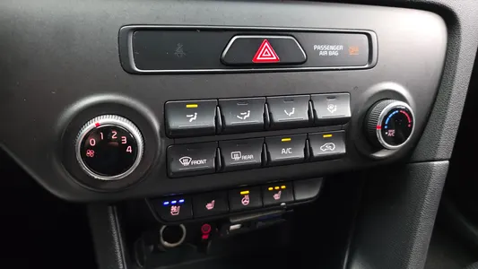 Kia 4 2.0 4WD 2015 16