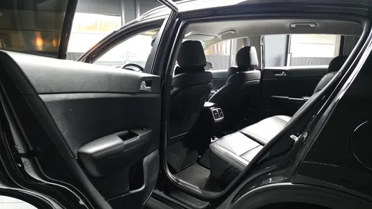 Kia 4 2.0 4WD 2015 26