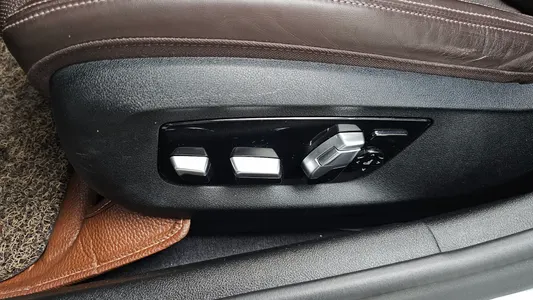 BMW 5 Series (G30) 530d 2018 31