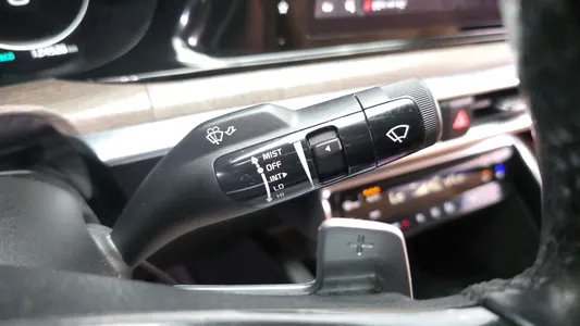 Kia K5 3 2.0 2020 28