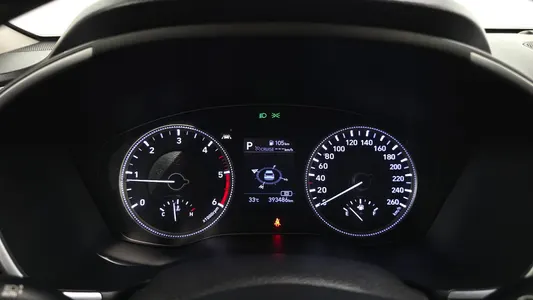 Hyundai TM 2.0 2WD 2019 8