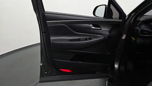 Hyundai TM 2.0 2WD 2019 24