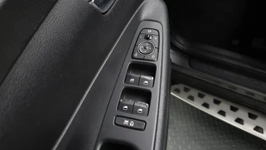 Hyundai TM 2.0 2WD 2019 31