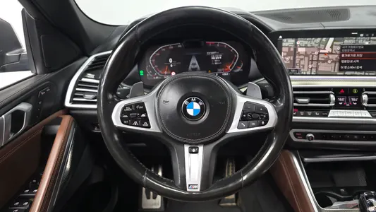BMW X6 (G06) xDrive40i M 2022 12