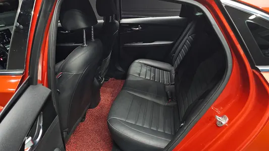 Kia K3 GT 2019 11