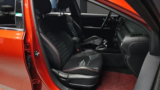 Kia K3 GT 2019 26