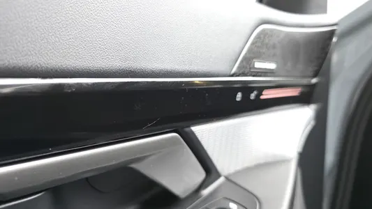 BMW 5 Series (G60) 520i M 2024 34
