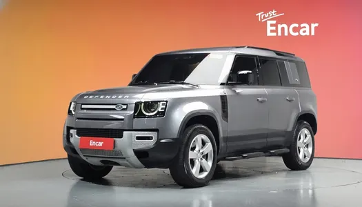 Land Rover (L663) 110 D300 HSE 2023 20