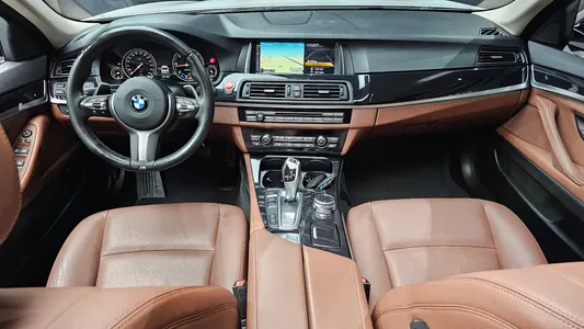 BMW 5 Series (F10) 520d M 2015 6