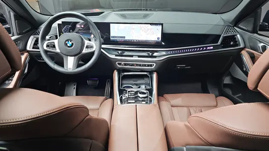 BMW X6 (G06) xDrive40i M 2025 7