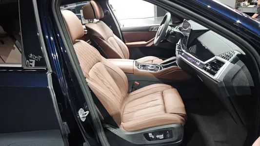 BMW X6 (G06) xDrive40i M 2025 26