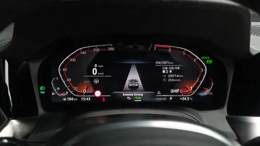 BMW 4 Series (G22) 420i M 2023 7
