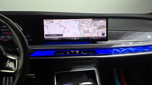 BMW 7 Series (G70) 740i sDrive M 2023 14