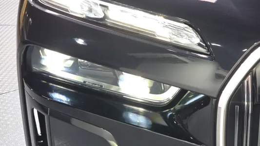 BMW 7 Series (G70) 740i sDrive M 2023 22