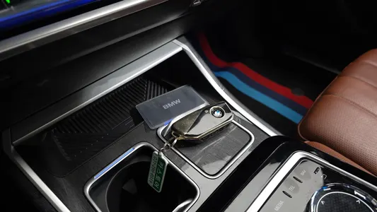 BMW 7 Series (G70) 740i sDrive M 2023 30