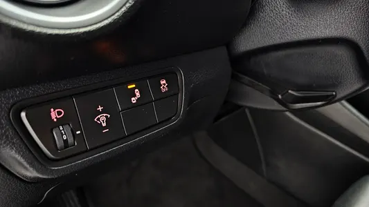 Kia K3 2 1.6 2021 18