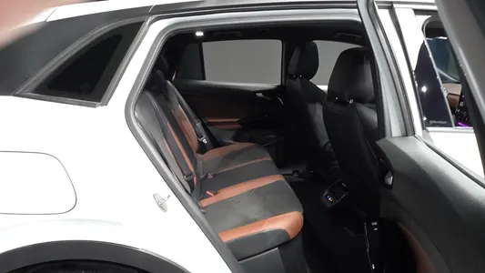 Volkswagen ID.4 2022 12
