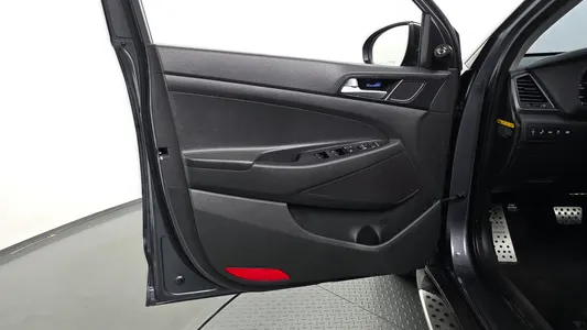 Hyundai Tucson 1.7 2WD 2016 24