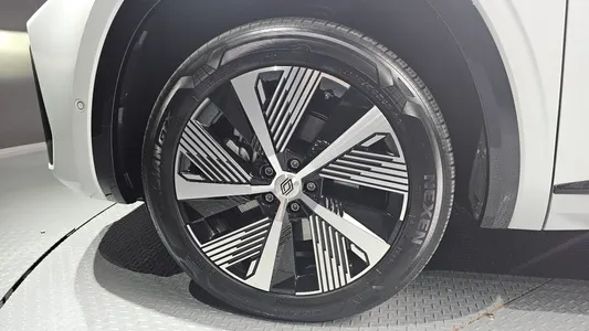 Renault Korea 그랑 콜레오스 1.5 E-TECH 2WD 2024 5