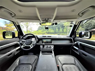 Land Rover (L663) 110 D240 SE 2020 7