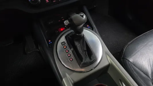 Kia R 2WD 2015 9