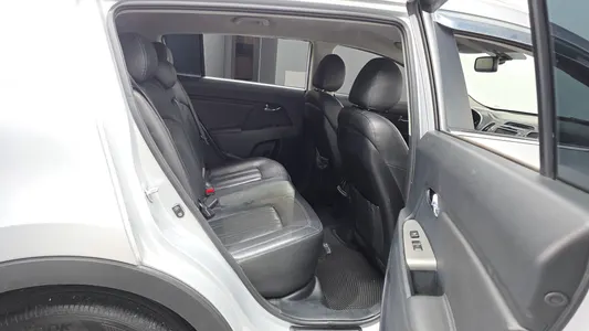 Kia R 2WD 2015 12