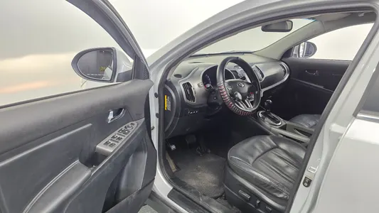 Kia R 2WD 2015 10