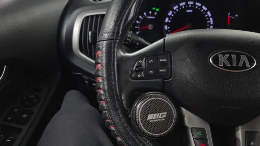 Kia R 2WD 2015 17