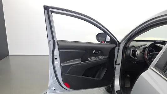 Kia R 2WD 2015 24