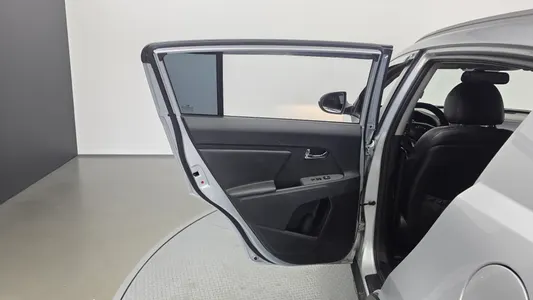 Kia R 2WD 2015 25