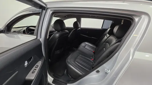 Kia R 2WD 2015 26