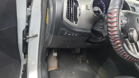 Kia R 2WD 2015 30