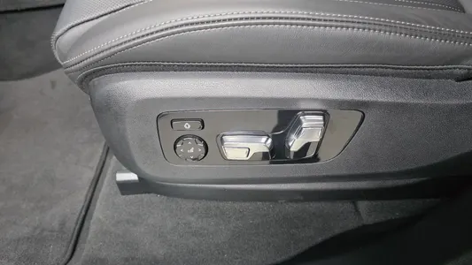 BMW X5 (G05) xDrive 30d M 2026 32