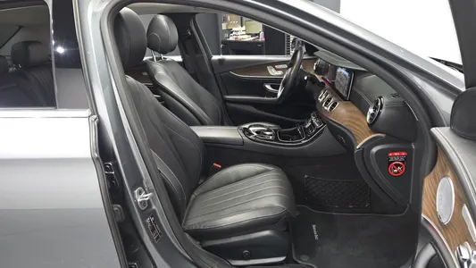 Mercedes-Benz E-Class W213 E300 4MATIC 2019 10