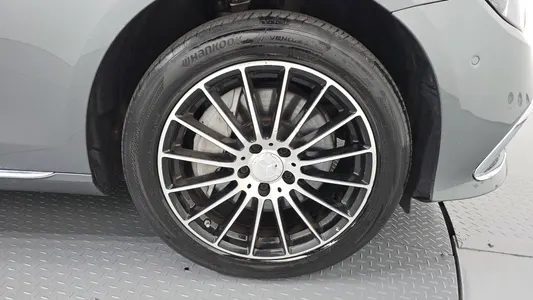 Mercedes-Benz E-Class W213 E300 4MATIC 2019 21