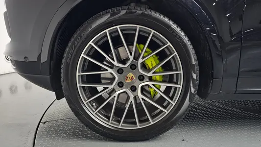 Porsche (PO536) 3.0 E- 2022 4