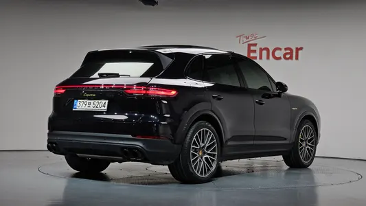 Porsche (PO536) 3.0 E- 2022
