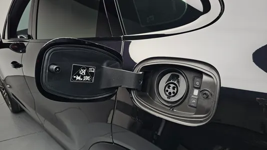 Porsche (PO536) 3.0 E- 2022 28