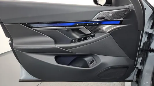 BMW M5 (G90) M5 2026 24