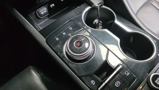 Kia K5 3 2.0 2022 9