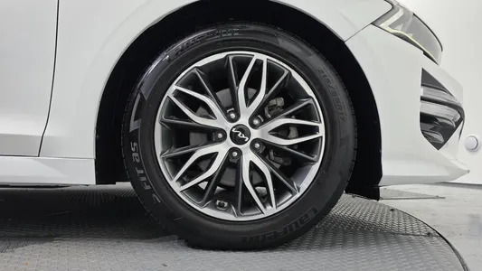 Kia K5 3 2.0 2022 21